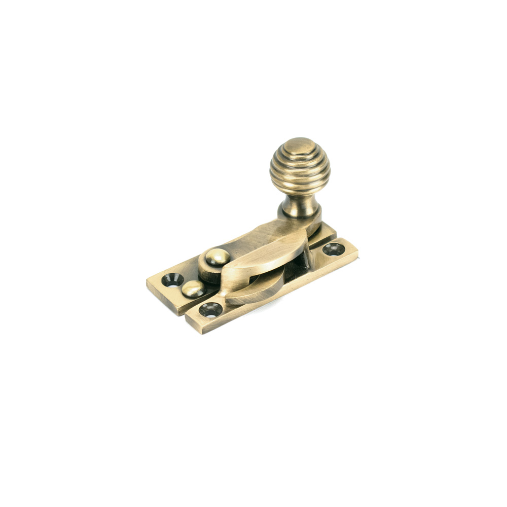 Sash Heritage Claw Fastener with Reeded Knob (Non-Locking) - Antique Brass